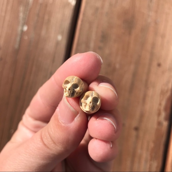 Jewelry - 🌞 0g 8mm NEW skull carved wood gauges